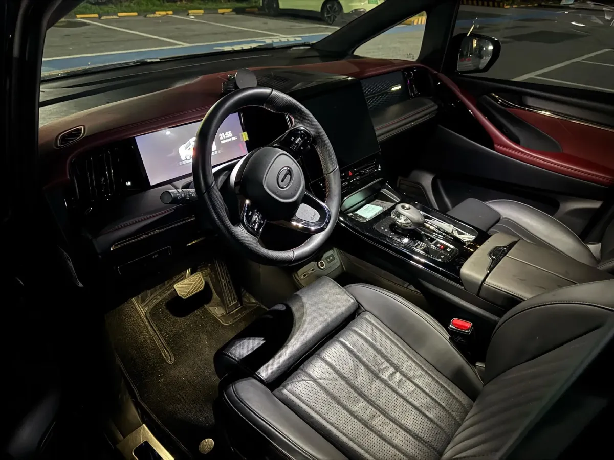 2024 GAC Trumpchi M8 2.0T 252HP L4 8AT,autocango,china used car exporter,china ev exporter,chinese used car exporter,chinese used ev exporter