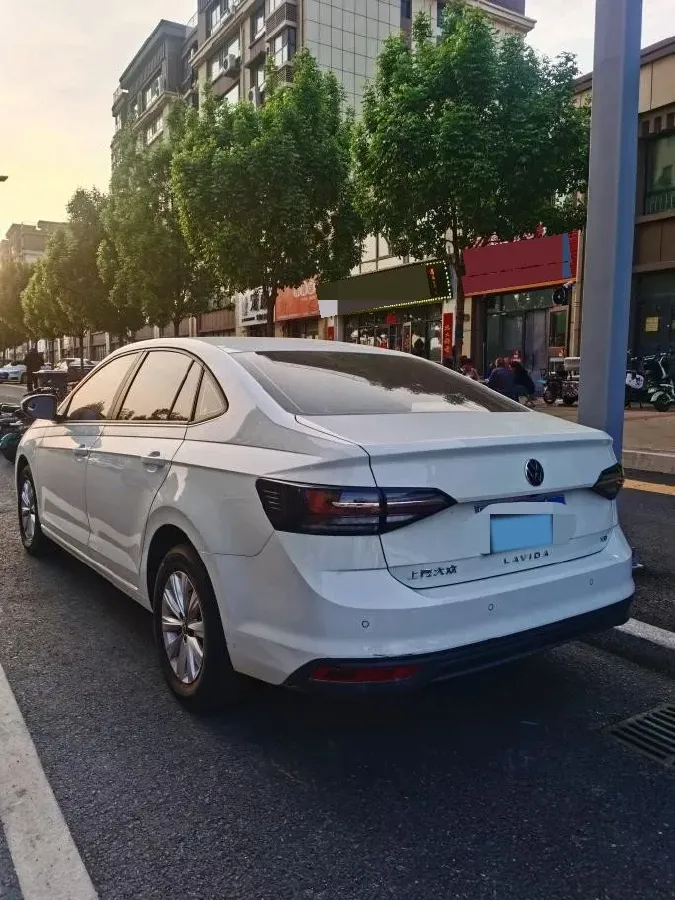 2025 Volkswagen Lavida 1.5L 110HP L4 6AT,autocango,china used car exporter,china ev exporter,chinese used car exporter,chinese used ev exporter