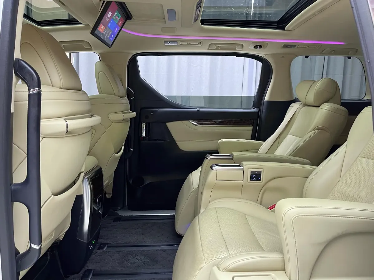 2021 Toyota Alphard 2.5L 117HP L4 E-CVT Hybrid,autocango,china used car exporter,china ev exporter,chinese used car exporter,chinese used ev exporter