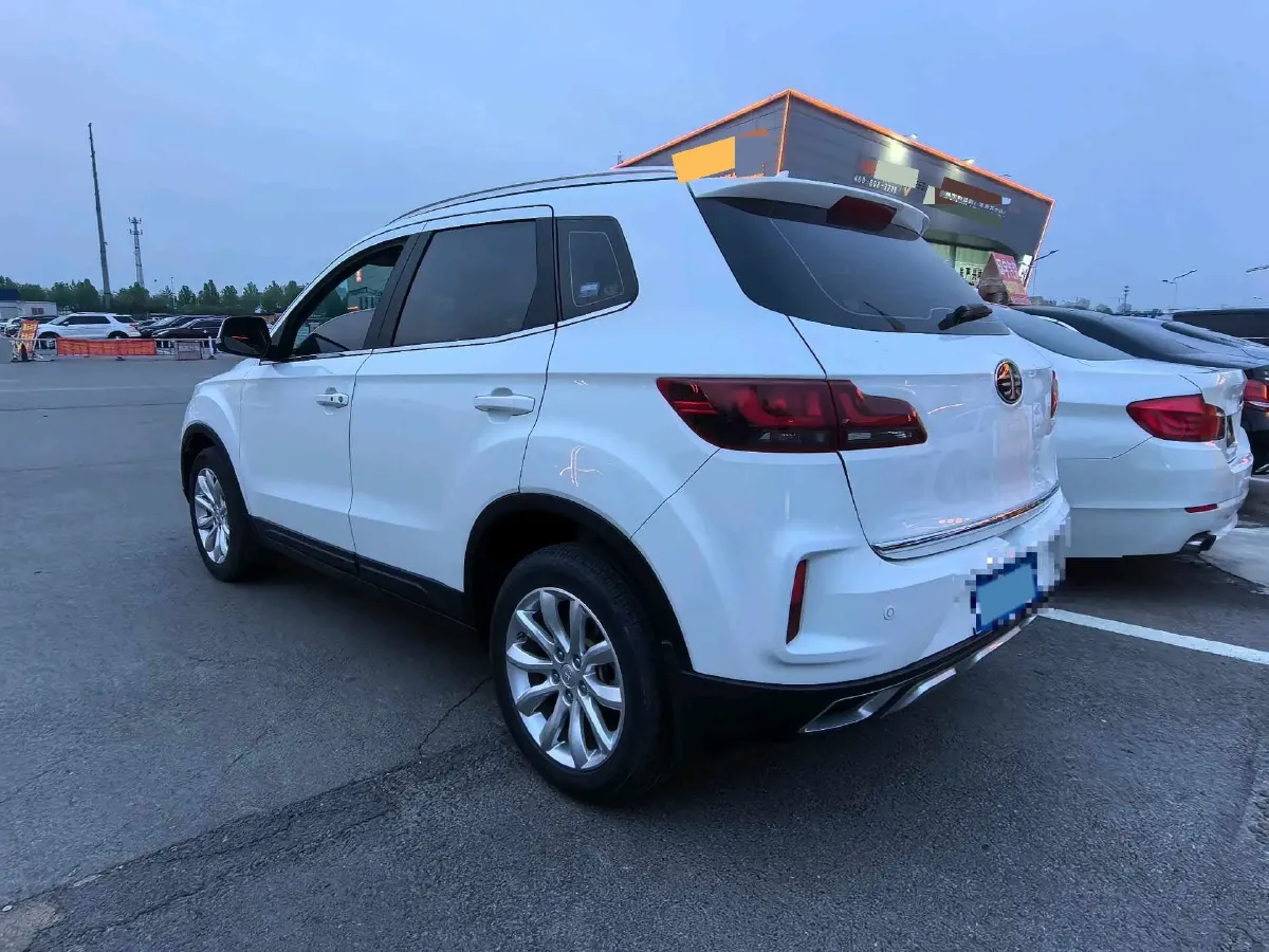 2019 Bestune X40 1.6L 114HP L4 6AT,autocango,china used car exporter,china ev exporter,chinese used car exporter,chinese used ev exporter
