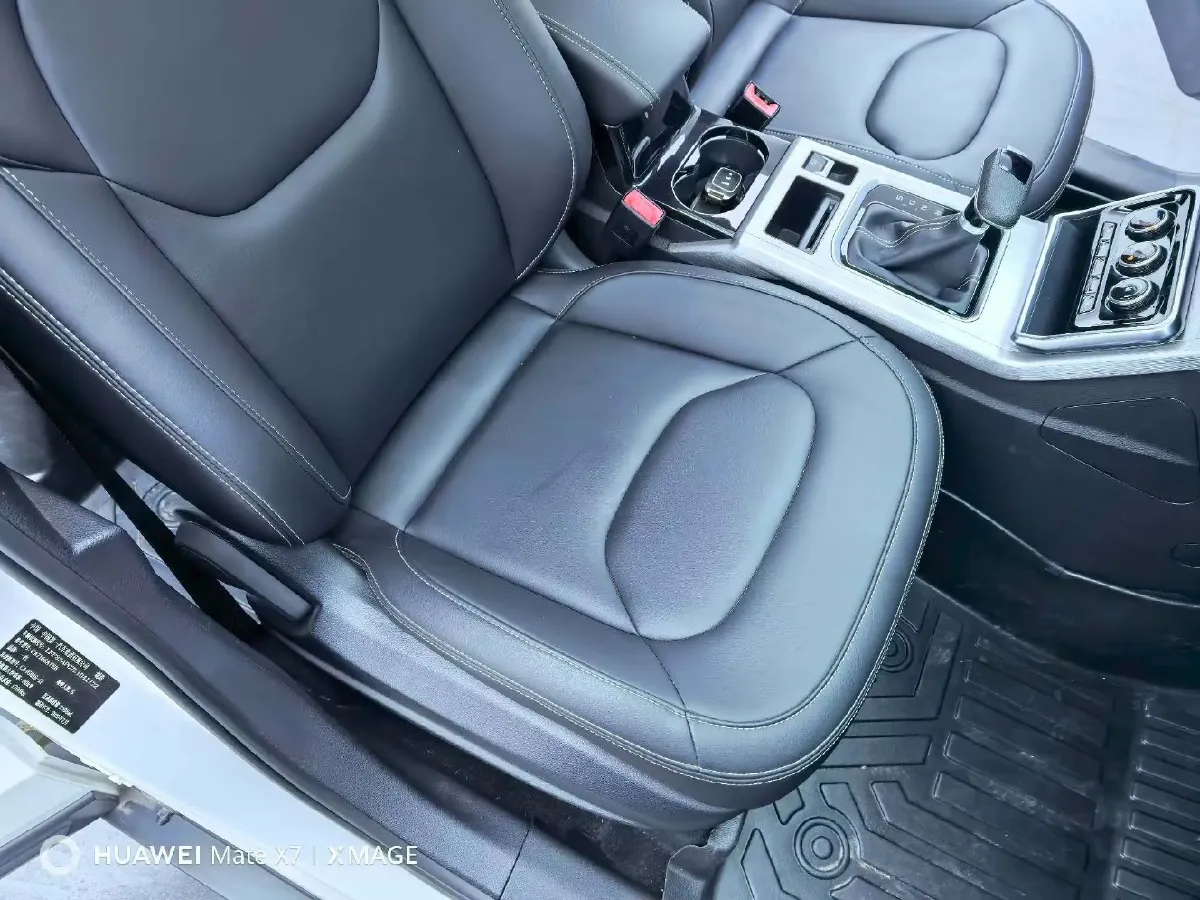 2019 Bestune X40 1.6L 114HP L4 6AT,autocango,china used car exporter,china ev exporter,chinese used car exporter,chinese used ev exporter