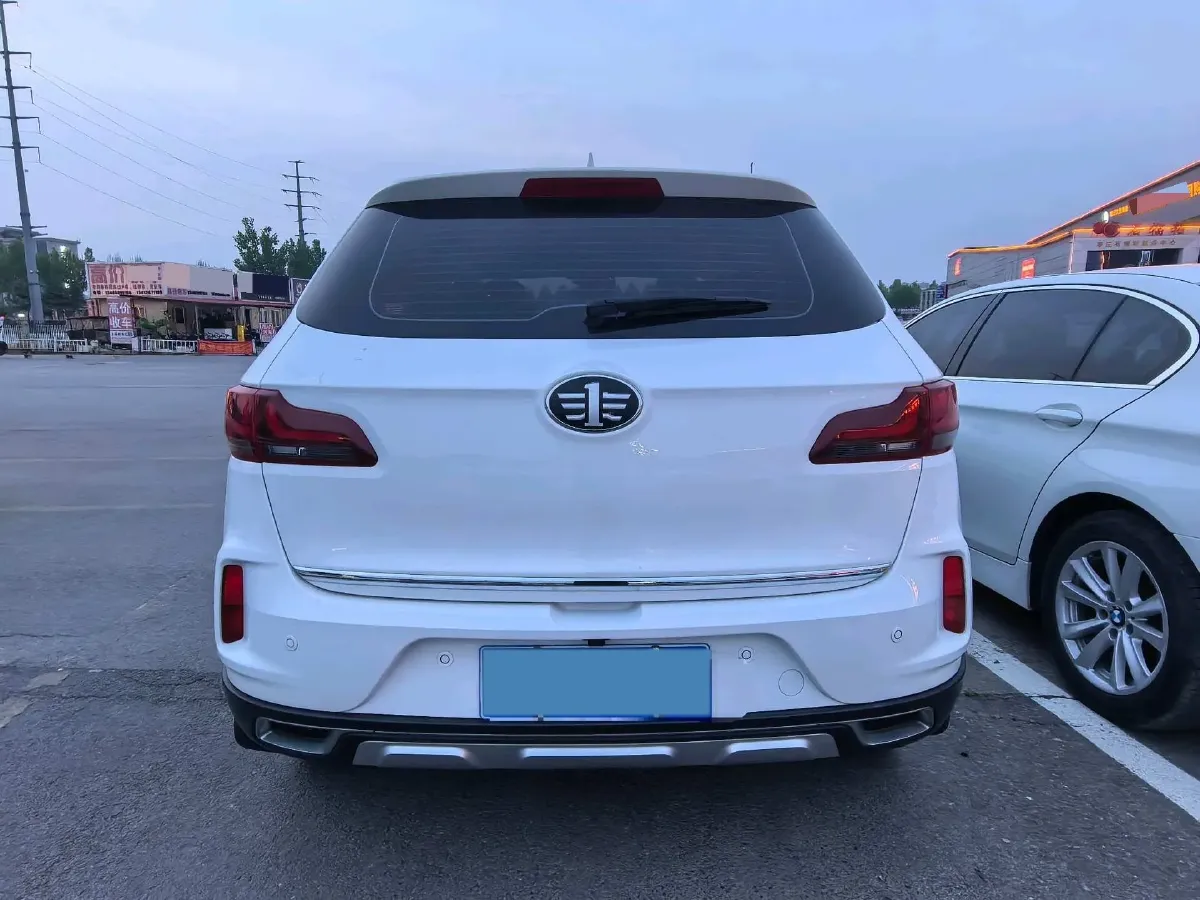 2019 Bestune X40 1.6L 114HP L4 6AT,autocango,china used car exporter,china ev exporter,chinese used car exporter,chinese used ev exporter