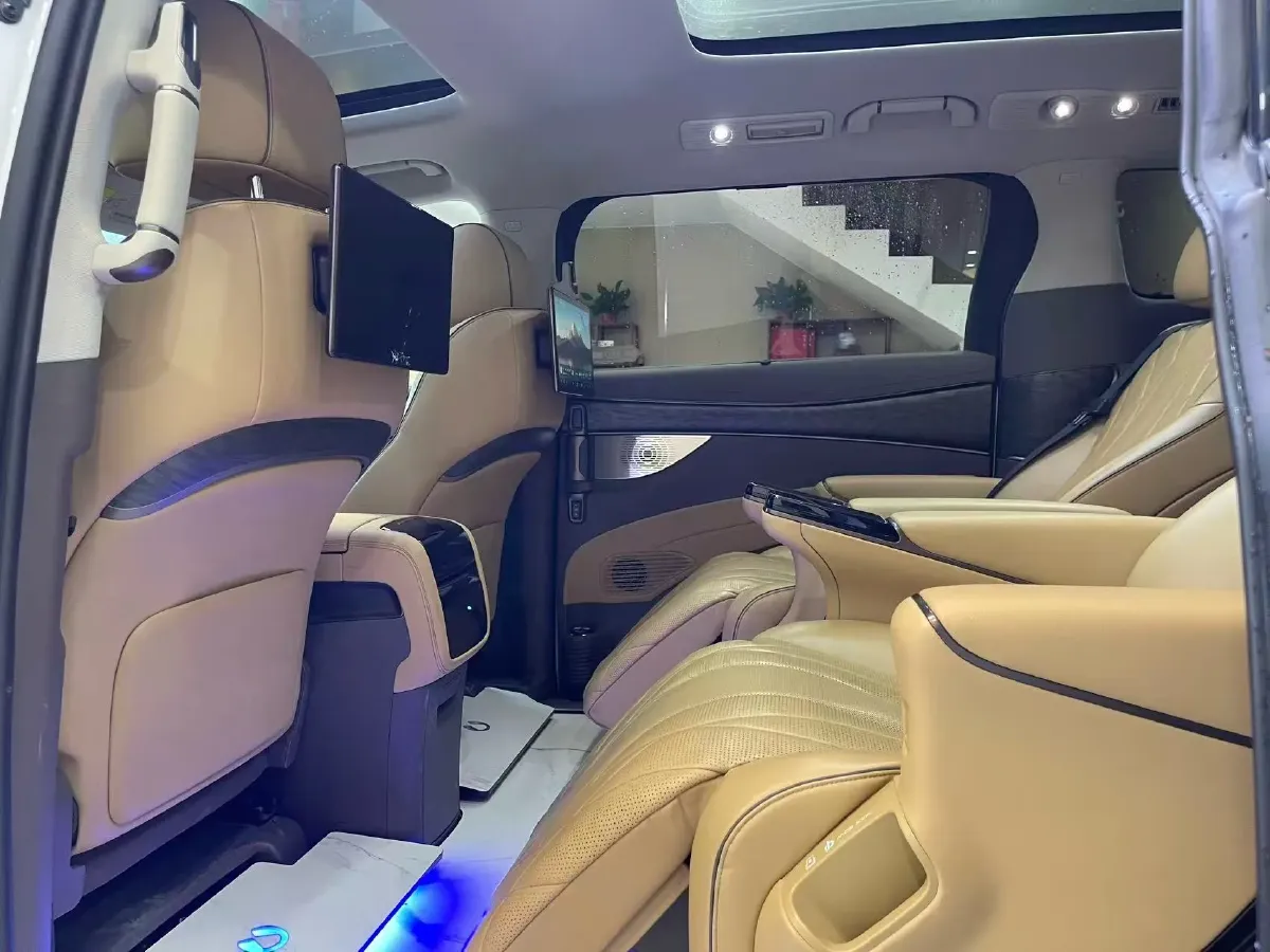 2022 Mercedes-Benz GLC Class 2.0T 197HP L4 9AT,autocango,china used car exporter,china ev exporter,chinese used car exporter,chinese used ev exporter