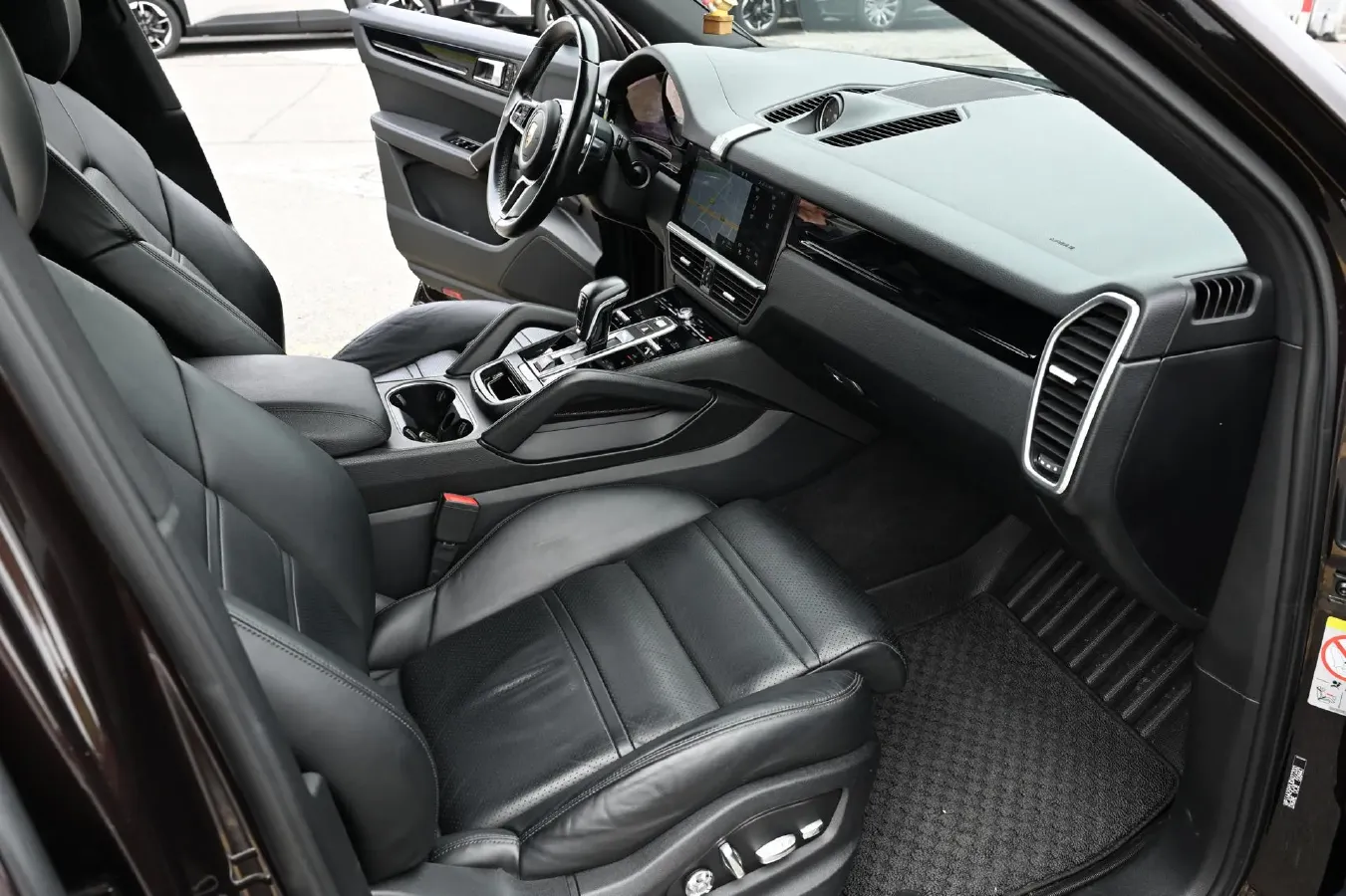 2018 Porsche Cayenne 3.0T 340HP V6 8AT,autocango,china used car exporter,china ev exporter,chinese used car exporter,chinese used ev exporter