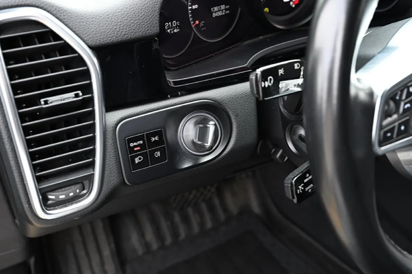 2018 Porsche Cayenne 3.0T 340HP V6 8AT,autocango,china used car exporter,china ev exporter,chinese used car exporter,chinese used ev exporter