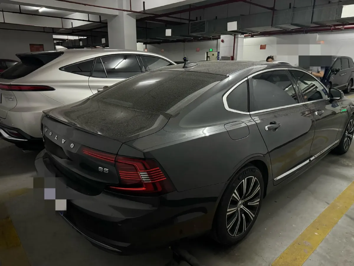 2022 Volvo S90 2.0T 250HP L4 8AT,autocango,china used car exporter,china ev exporter,chinese used car exporter,chinese used ev exporter