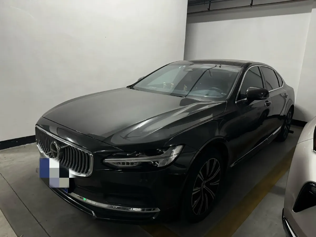 2022 Volvo S90 2.0T 250HP L4 8AT,autocango,china used car exporter,china ev exporter,chinese used car exporter,chinese used ev exporter
