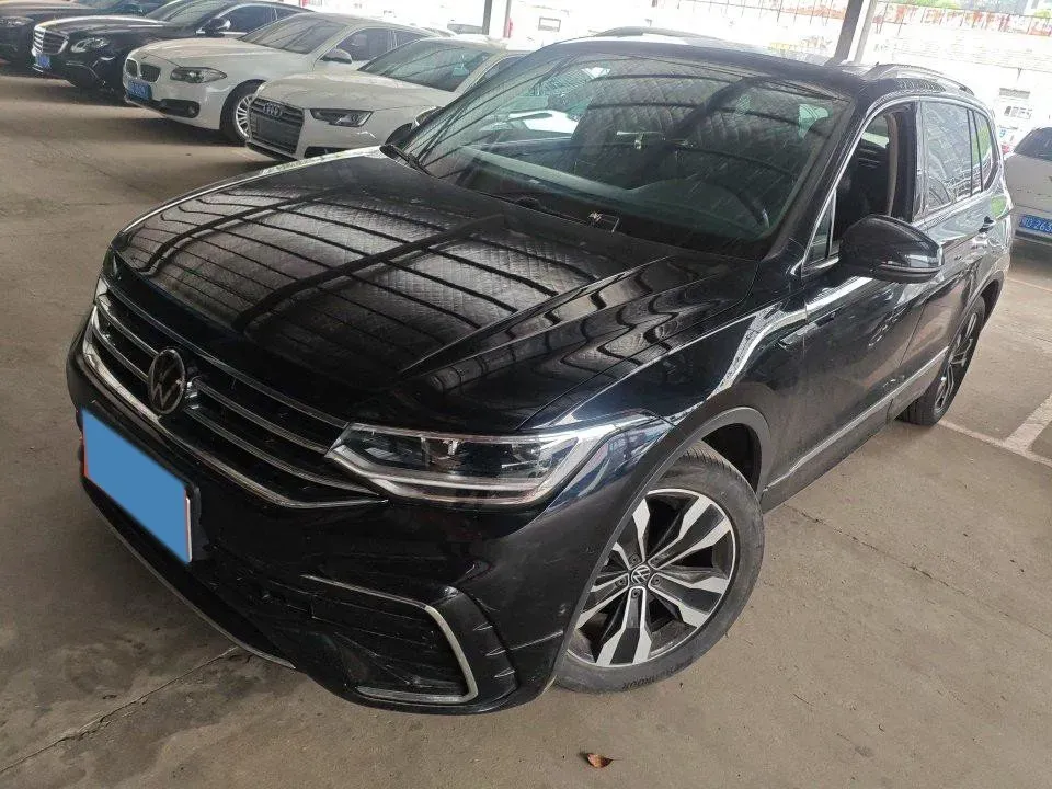 2024 Volkswagen Tiguan L 2.0T 186HP L4 7DCT,autocango,china used car exporter,china ev exporter,chinese used car exporter,chinese used ev exporter