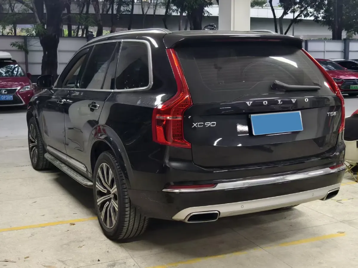 2020 Volvo XC90 2.0T 254HP L4 8AT,autocango,china used car exporter,china ev exporter,chinese used car exporter,chinese used ev exporter