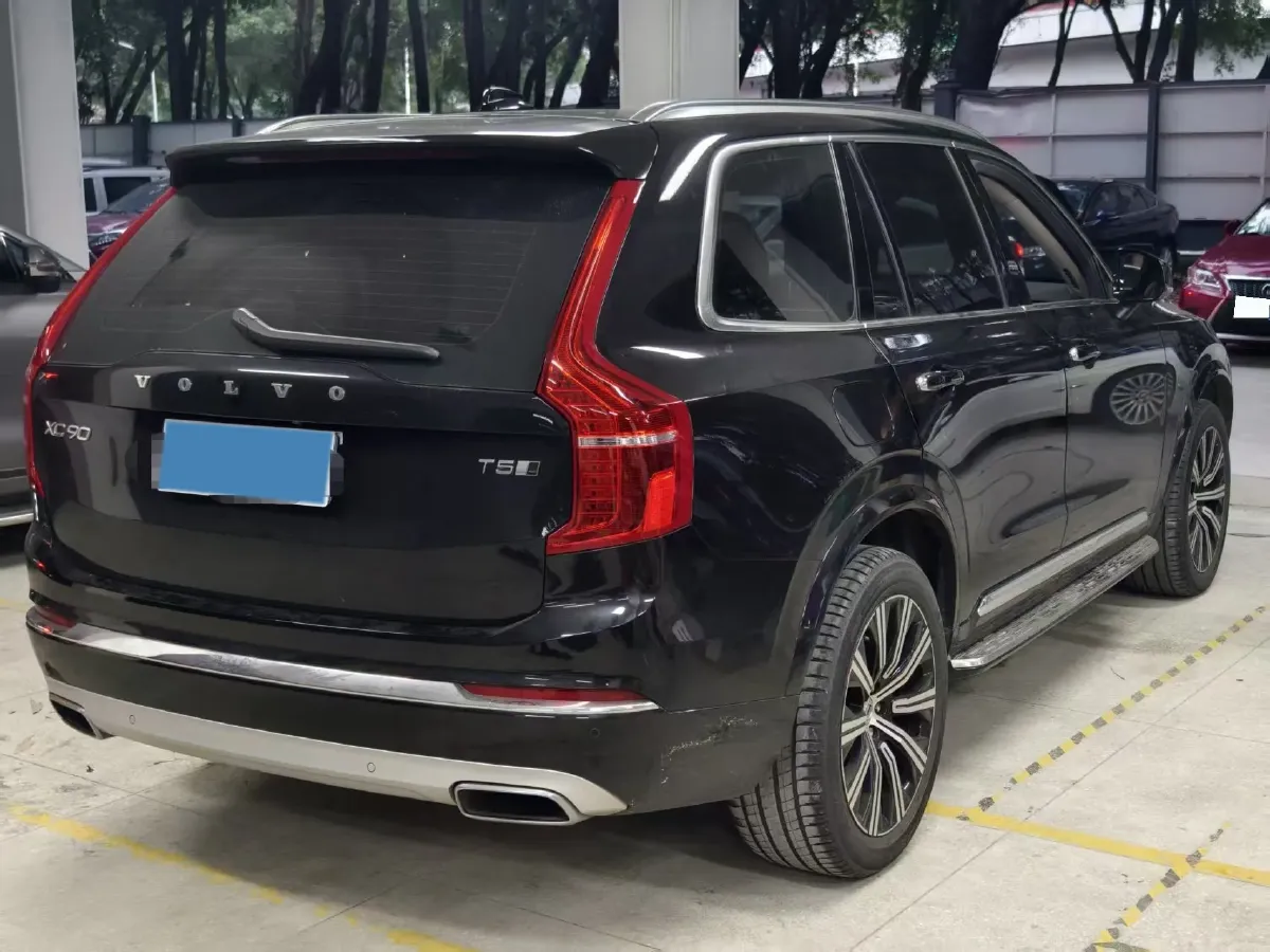 2020 Volvo XC90 2.0T 254HP L4 8AT,autocango,china used car exporter,china ev exporter,chinese used car exporter,chinese used ev exporter