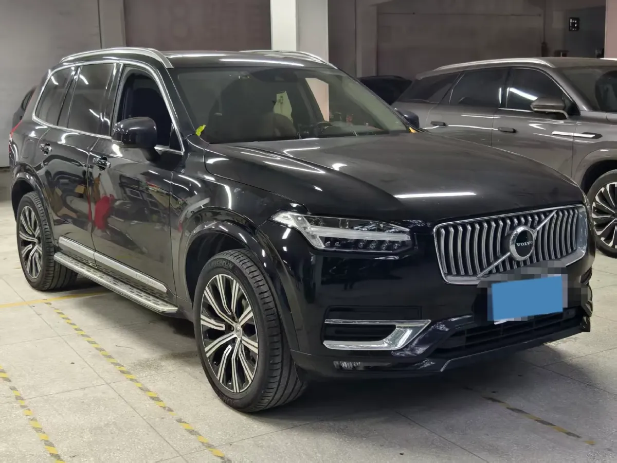 2020 Volvo XC90 2.0T 254HP L4 8AT,autocango,china used car exporter,china ev exporter,chinese used car exporter,chinese used ev exporter
