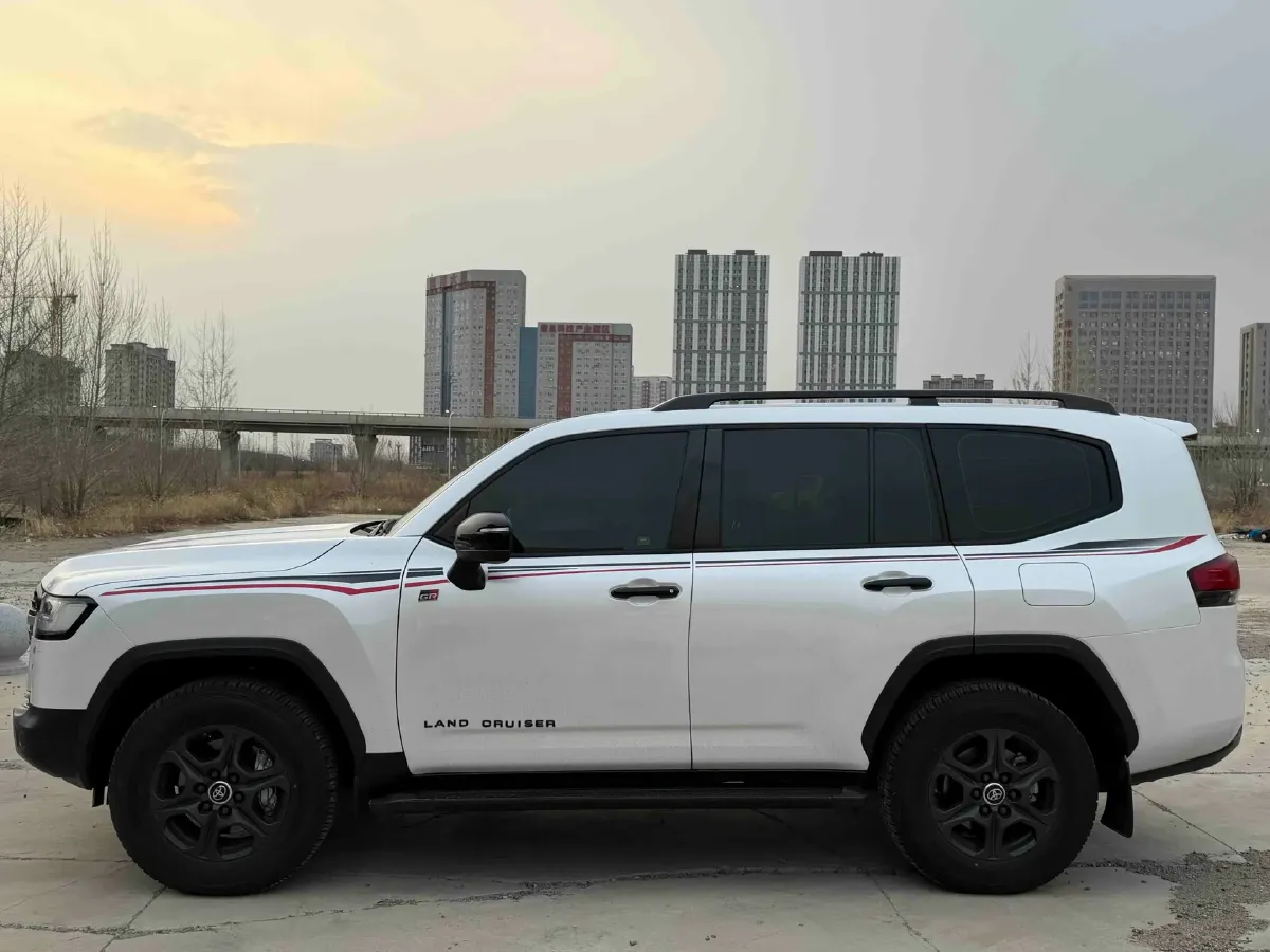 2024 Lexus LS 3.5L 299HP V6 E-CVT Hybrid,autocango,china used car exporter,china ev exporter,chinese used car exporter,chinese used ev exporter