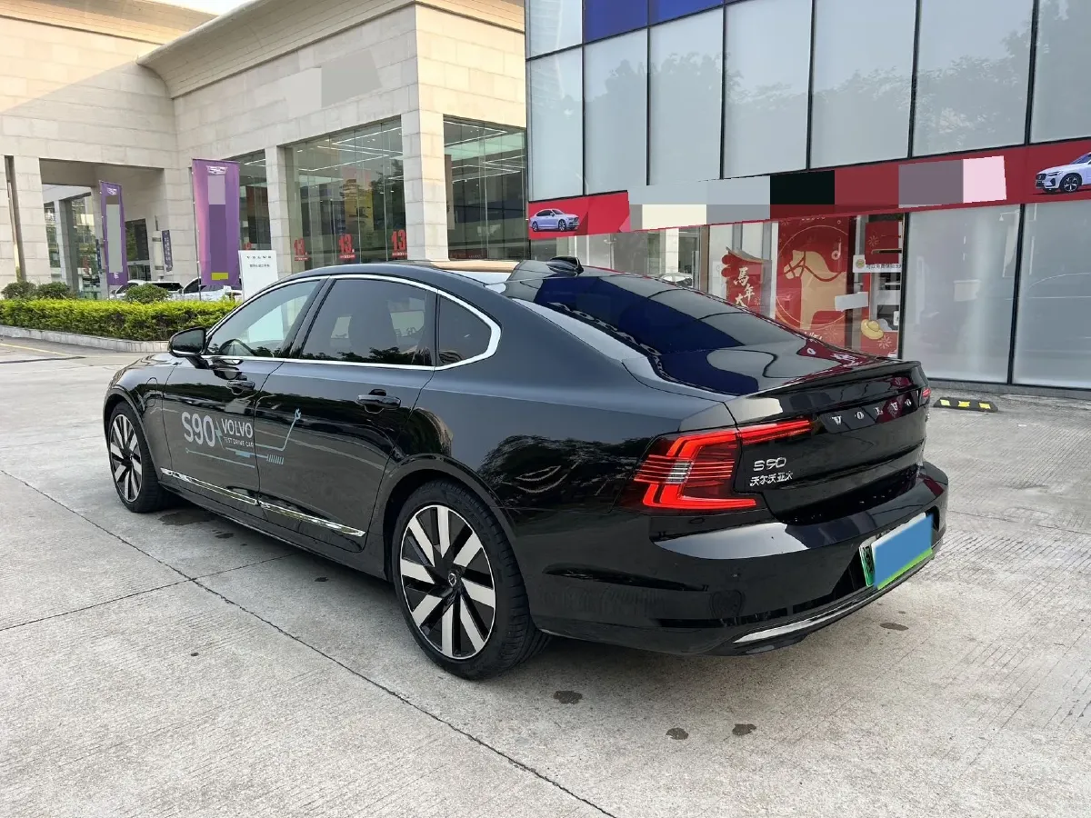 2025 Volvo S90 PHEV 2.0T 310HP L4 8AT PHEV 18.831KWH,autocango,china used car exporter,china ev exporter,chinese used car exporter,chinese used ev exporter
