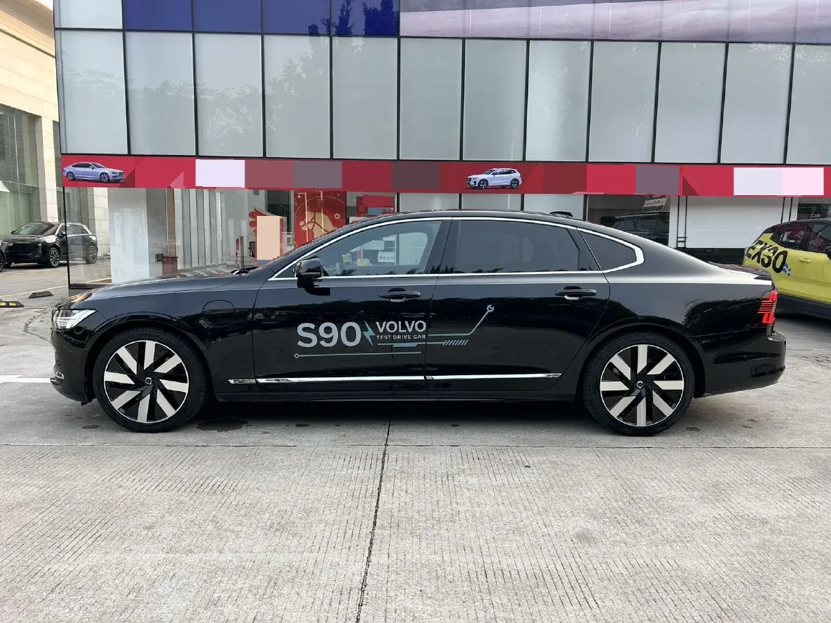 2025 Volvo S90 PHEV 2.0T 310HP L4 8AT PHEV 18.831KWH,autocango,china used car exporter,china ev exporter,chinese used car exporter,chinese used ev exporter