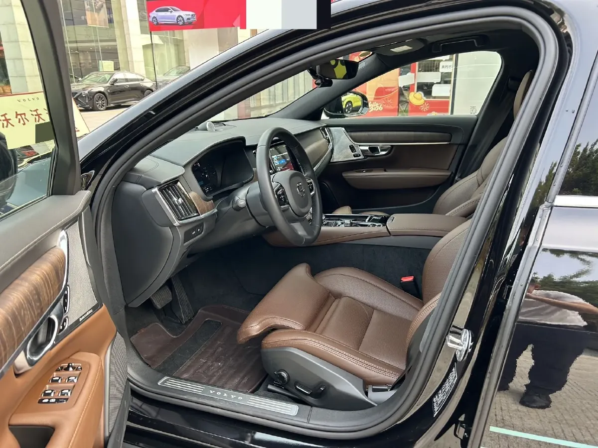 2025 Volvo S90 PHEV 2.0T 310HP L4 8AT PHEV 18.831KWH,autocango,china used car exporter,china ev exporter,chinese used car exporter,chinese used ev exporter