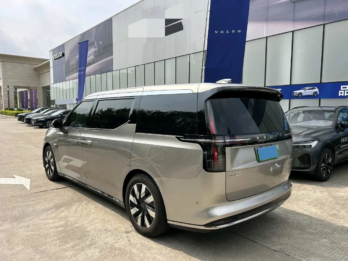 2025 Volvo EM90 BEV 116KWH,autocango,china used car exporter,china ev exporter,chinese used car exporter,chinese used ev exporter