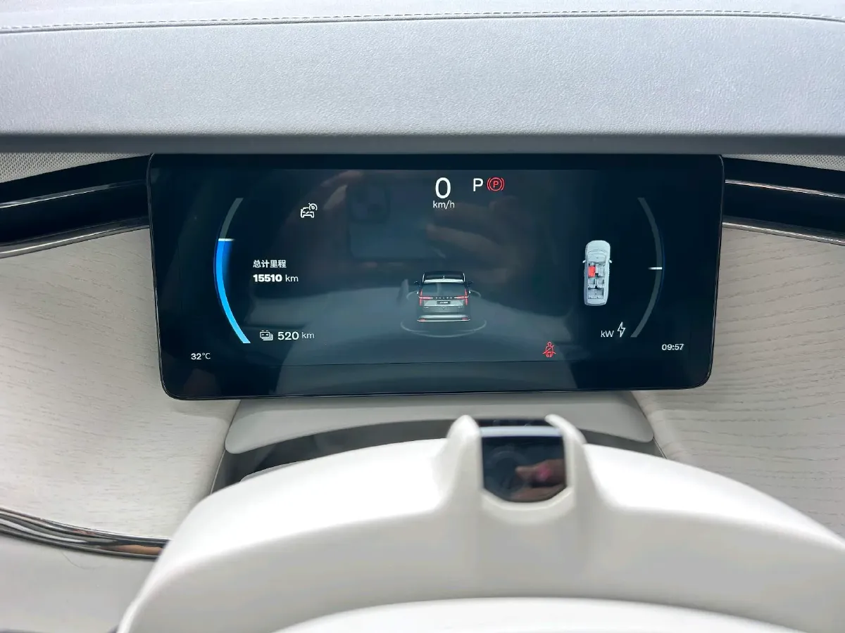 2025 Volvo EM90 BEV 116KWH,autocango,china used car exporter,china ev exporter,chinese used car exporter,chinese used ev exporter