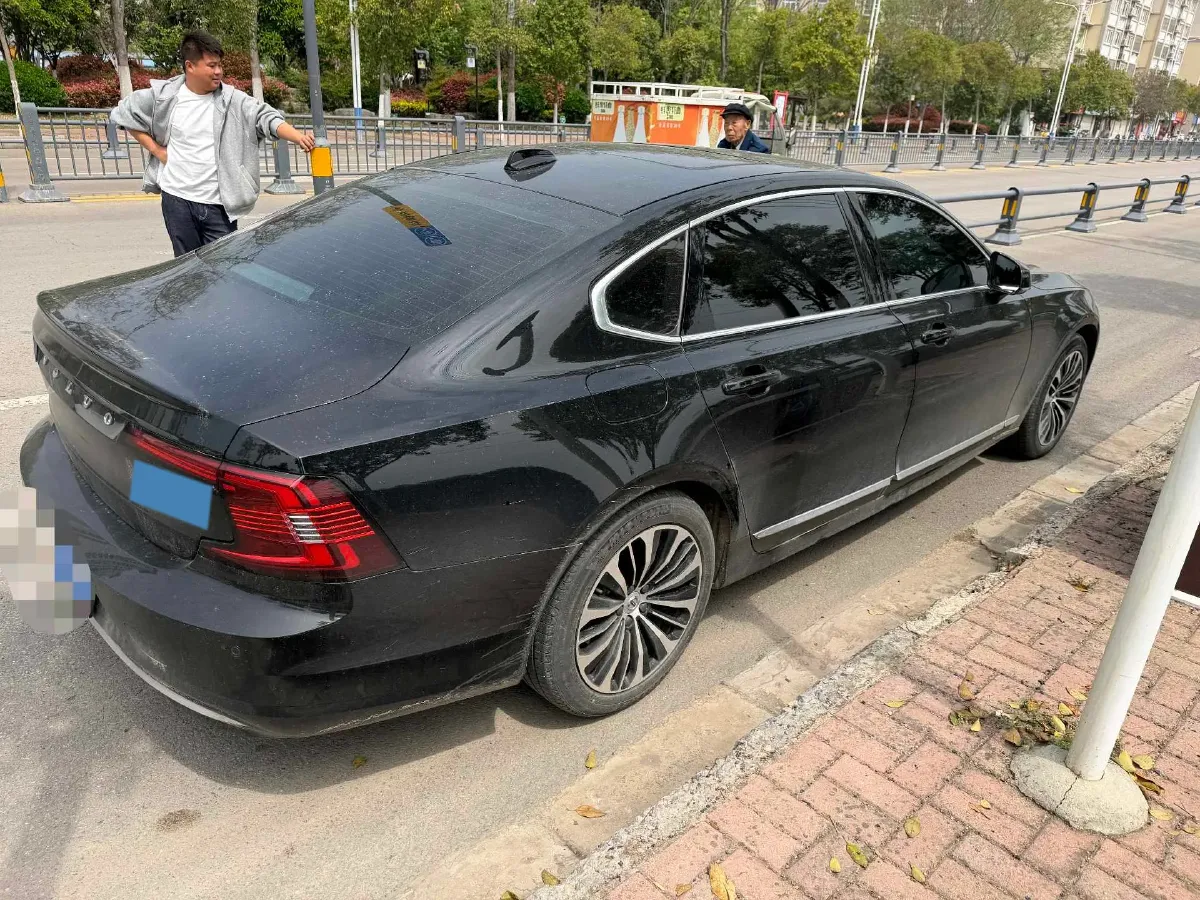 2024 Volvo S90 2.0T 250HP L4 8AT,autocango,china used car exporter,china ev exporter,chinese used car exporter,chinese used ev exporter