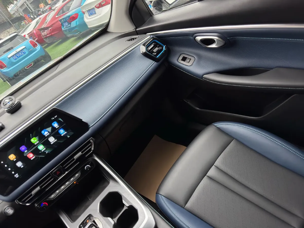 2023 GAC Trumpchi GS3 1.5T 177HP L4 7DCT,autocango,china used car exporter,china ev exporter,chinese used car exporter,chinese used ev exporter