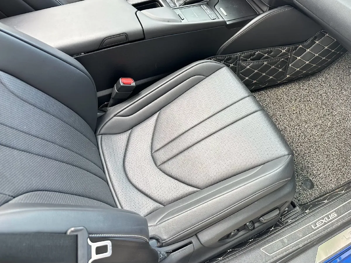 2020 Lexus ES 2.5L 207HP L4 8AT,autocango,china used car exporter,china ev exporter,chinese used car exporter,chinese used ev exporter