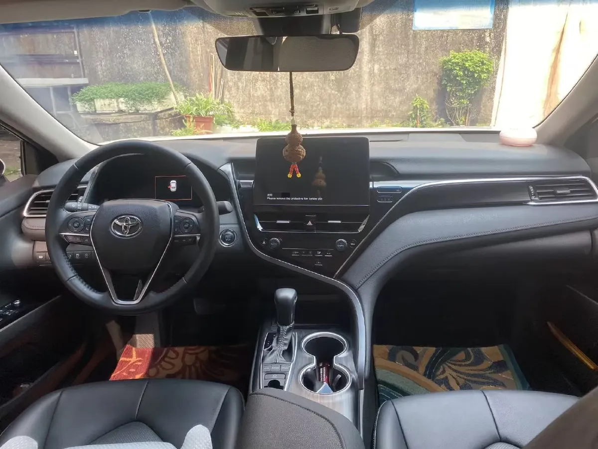 2023 Toyota Camry 2.5L 207HP L4 8AT,autocango,china used car exporter,china ev exporter,chinese used car exporter,chinese used ev exporter