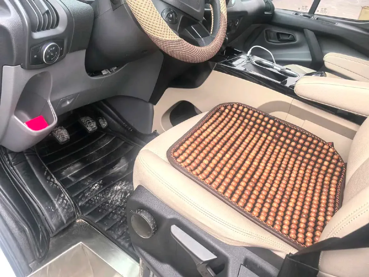 2021 Ford Transit 2.0T 121HP L4 5MT,autocango,china used car exporter,china ev exporter,chinese used car exporter,chinese used ev exporter