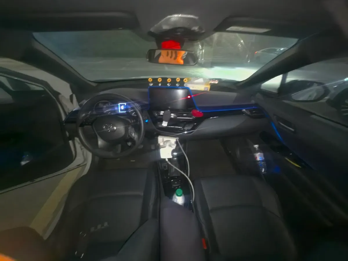 2020 Toyota C-HR 2.0L 171HP L4 CVT,autocango,china used car exporter,china ev exporter,chinese used car exporter,chinese used ev exporter