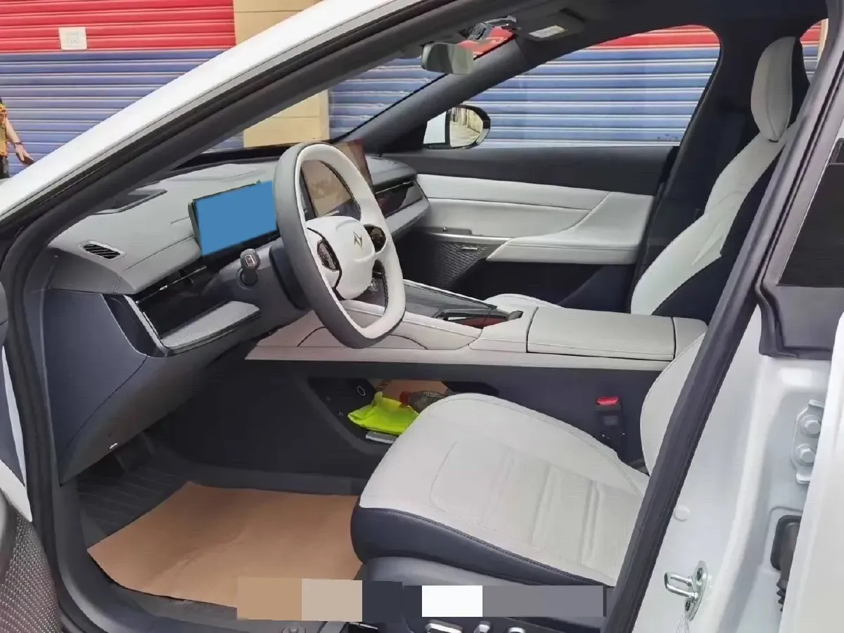 2024 DongFeng eπ eπ007 REEV 105HP REEV 28.4KWH,autocango,china used car exporter,china ev exporter,chinese used car exporter,chinese used ev exporter