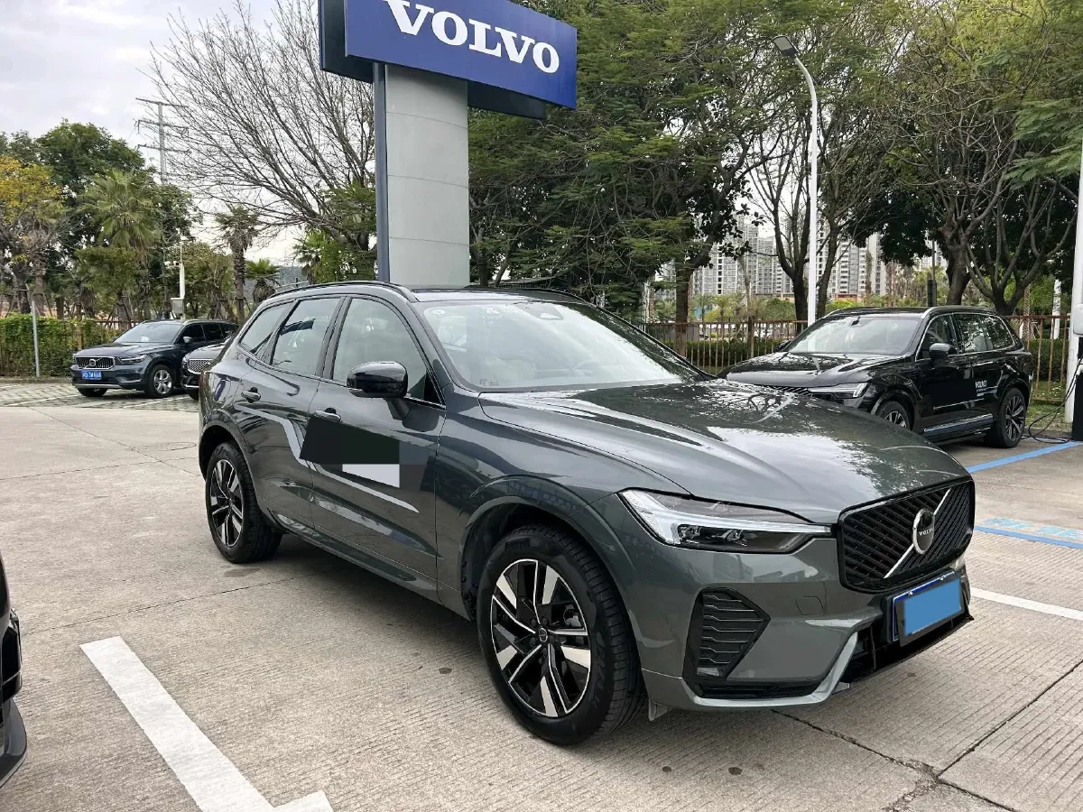 2026 Volvo XC60 2.0T 250HP L4 8AT,autocango,china used car exporter,china ev exporter,chinese used car exporter,chinese used ev exporter