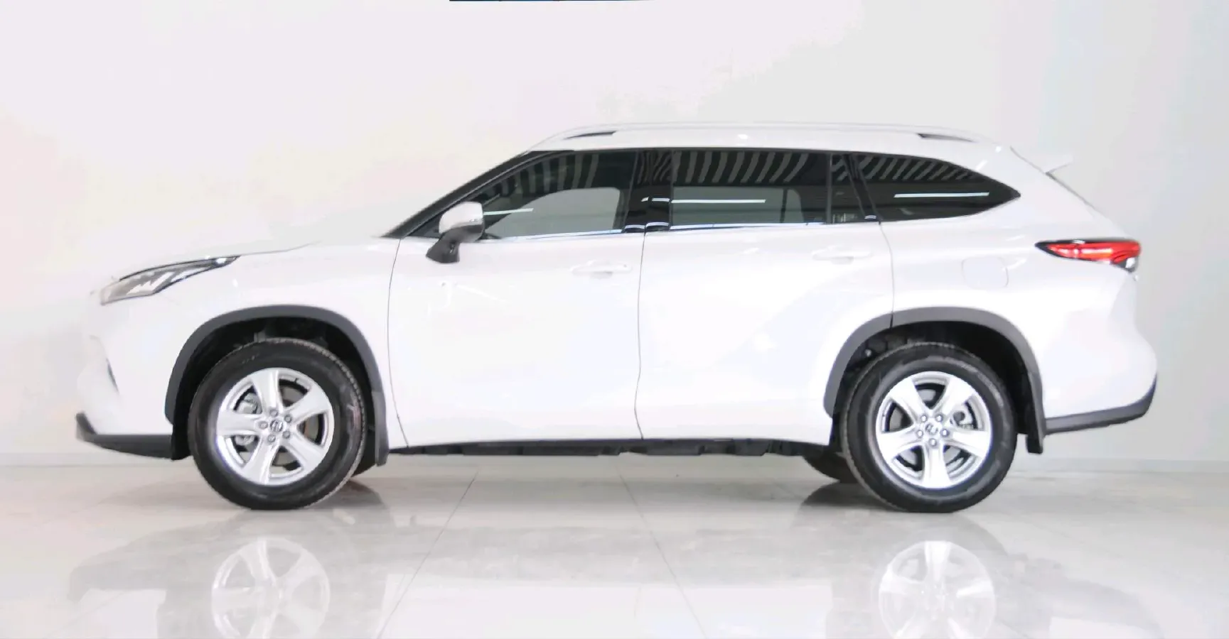 2024 Toyota Highlander 2.5L 189HP L4 E-CVT Hybrid,autocango,china used car exporter,china ev exporter,chinese used car exporter,chinese used ev exporter