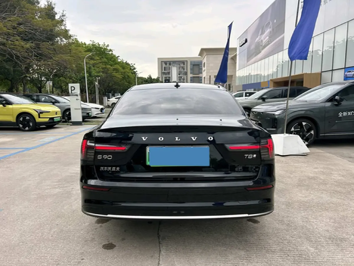 2026 Volvo S90 PHEV 2.0T 310HP L4 8AT PHEV,autocango,china used car exporter,china ev exporter,chinese used car exporter,chinese used ev exporter