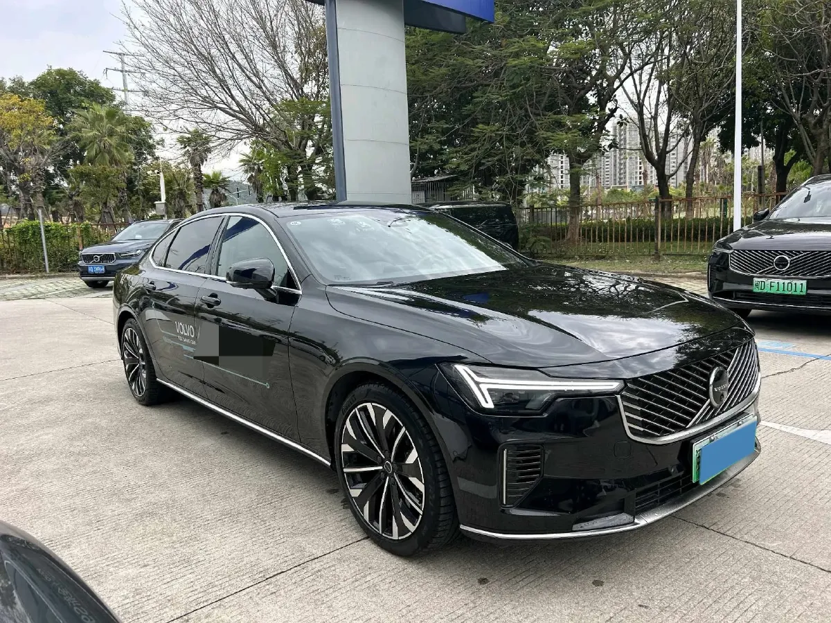 2026 Volvo S90 PHEV 2.0T 310HP L4 8AT PHEV,autocango,china used car exporter,china ev exporter,chinese used car exporter,chinese used ev exporter