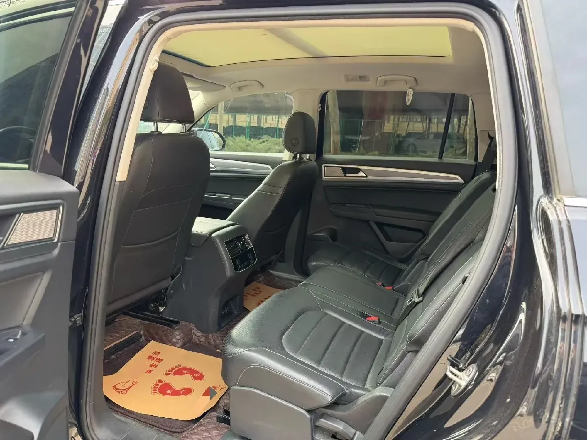 2019 Volkswagen Teramont 2.0T 186HP L4 7DCT,autocango,china used car exporter,china ev exporter,chinese used car exporter,chinese used ev exporter