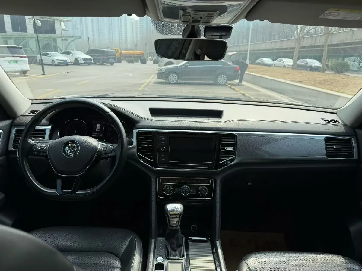 2019 Volkswagen Teramont 2.0T 186HP L4 7DCT,autocango,china used car exporter,china ev exporter,chinese used car exporter,chinese used ev exporter