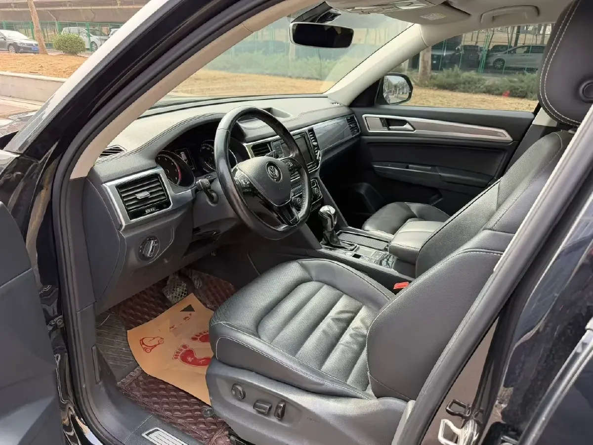 2019 Volkswagen Teramont 2.0T 186HP L4 7DCT,autocango,china used car exporter,china ev exporter,chinese used car exporter,chinese used ev exporter