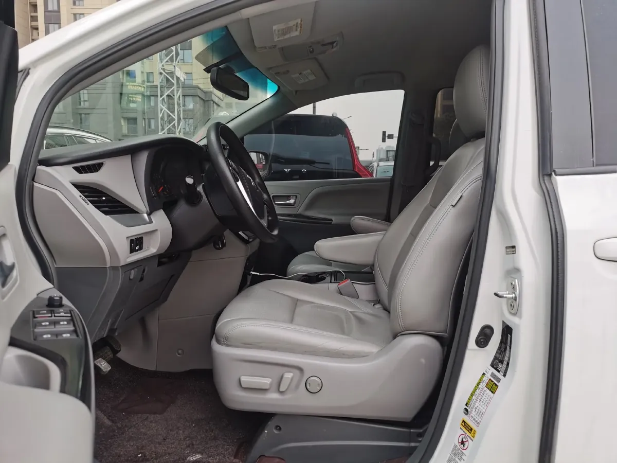 2015 Lexus NX 2.5L 155HP L4 E-CVT Hybrid,autocango,china used car exporter,china ev exporter,chinese used car exporter,chinese used ev exporter