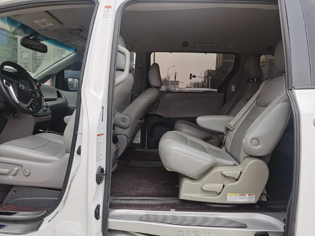 2015 Lexus NX 2.5L 155HP L4 E-CVT Hybrid,autocango,china used car exporter,china ev exporter,chinese used car exporter,chinese used ev exporter