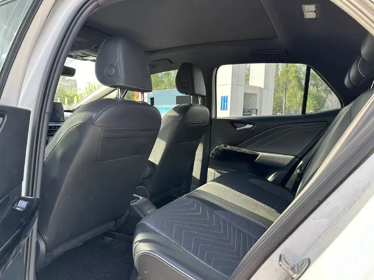 2024 Volkswagen ID.3 BEV 52.8KWH,autocango,china used car exporter,china ev exporter,chinese used car exporter,chinese used ev exporter