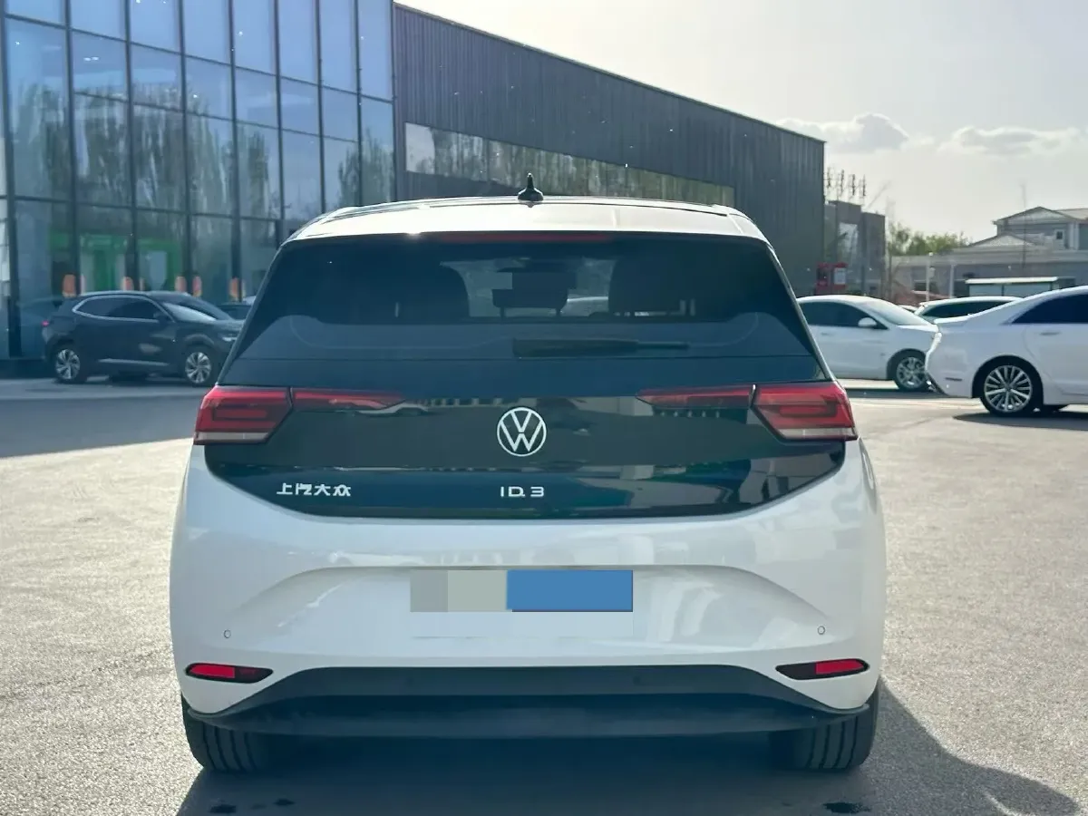 2024 Volkswagen ID.3 BEV 52.8KWH,autocango,china used car exporter,china ev exporter,chinese used car exporter,chinese used ev exporter