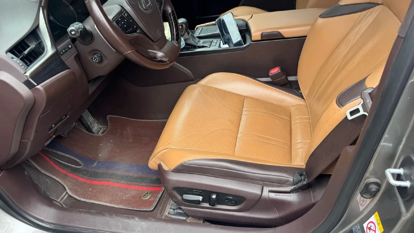 2018 Lexus ES 2.5L 178HP L4 E-CVT Hybrid,autocango,china used car exporter,china ev exporter,chinese used car exporter,chinese used ev exporter