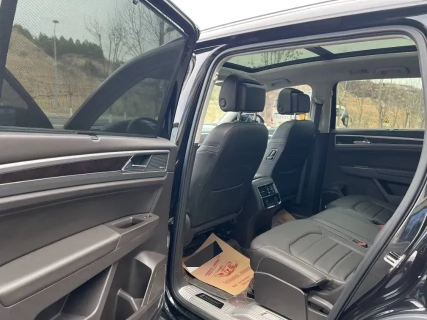 2017 Volkswagen Teramont 2.0T 220HP L4 7DCT,autocango,china used car exporter,china ev exporter,chinese used car exporter,chinese used ev exporter