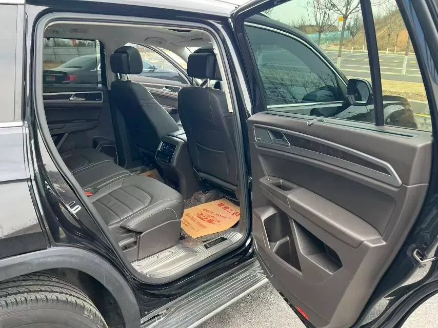 2017 Volkswagen Teramont 2.0T 220HP L4 7DCT,autocango,china used car exporter,china ev exporter,chinese used car exporter,chinese used ev exporter