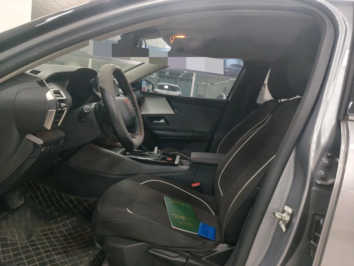 2024 Citroen C5 X 1.6T 175HP L4 8AT,autocango,china used car exporter,china ev exporter,chinese used car exporter,chinese used ev exporter