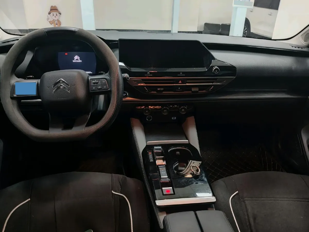 2024 Citroen C5 X 1.6T 175HP L4 8AT,autocango,china used car exporter,china ev exporter,chinese used car exporter,chinese used ev exporter