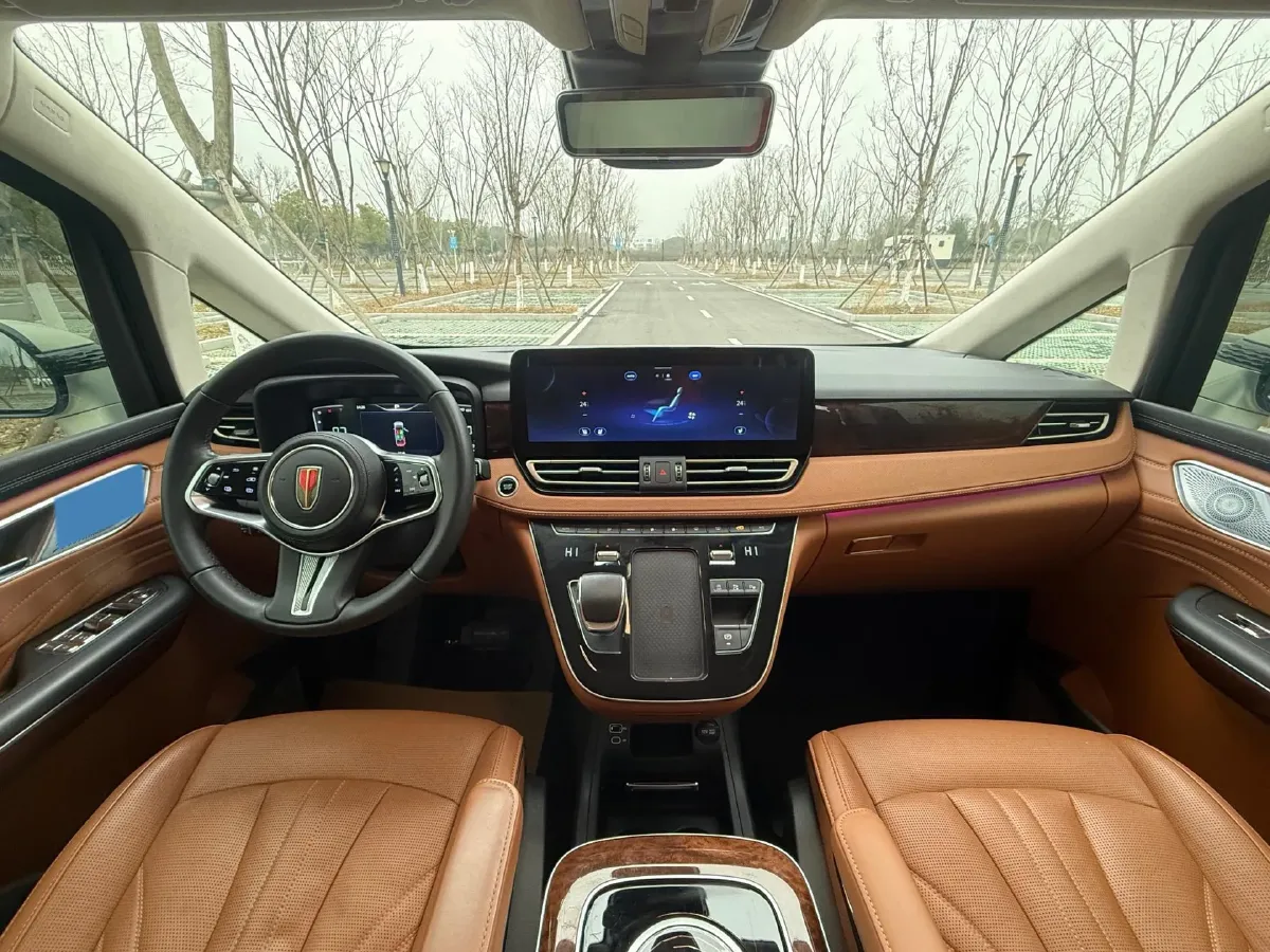 2023 HongQi HQ9 2.0T 252HP L4 8AT,autocango,china used car exporter,china ev exporter,chinese used car exporter,chinese used ev exporter