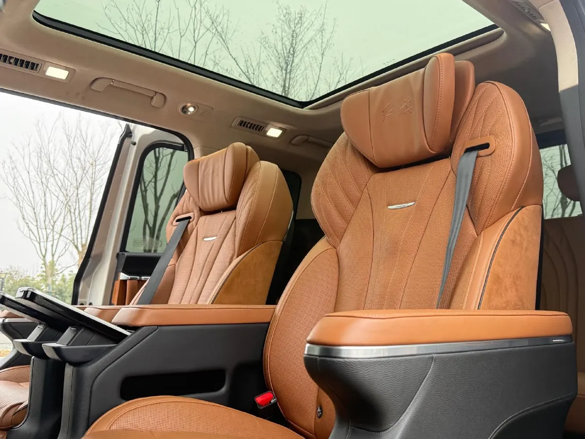 2023 HongQi HQ9 2.0T 252HP L4 8AT,autocango,china used car exporter,china ev exporter,chinese used car exporter,chinese used ev exporter