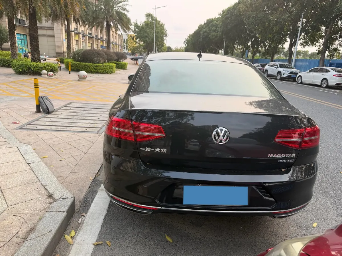 2019 Volkswagen Tayron 2.0T 186HP L4 7DCT,autocango,china used car exporter,china ev exporter,chinese used car exporter,chinese used ev exporter