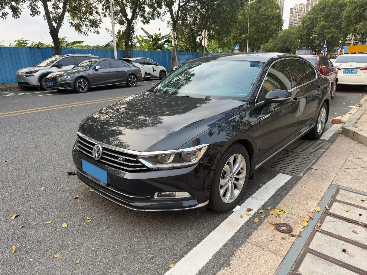 2019 Volkswagen Tayron 2.0T 186HP L4 7DCT,autocango,china used car exporter,china ev exporter,chinese used car exporter,chinese used ev exporter