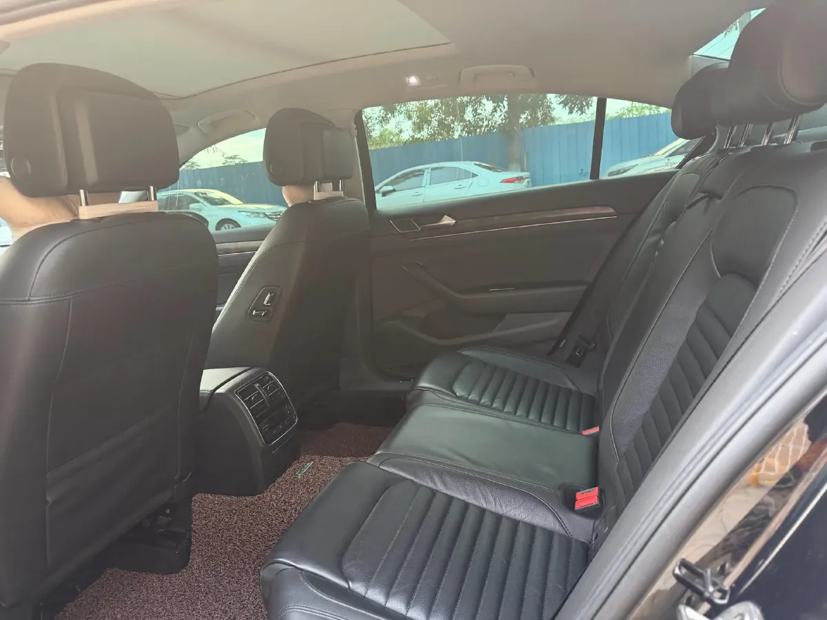 2019 Volkswagen Tayron 2.0T 186HP L4 7DCT,autocango,china used car exporter,china ev exporter,chinese used car exporter,chinese used ev exporter