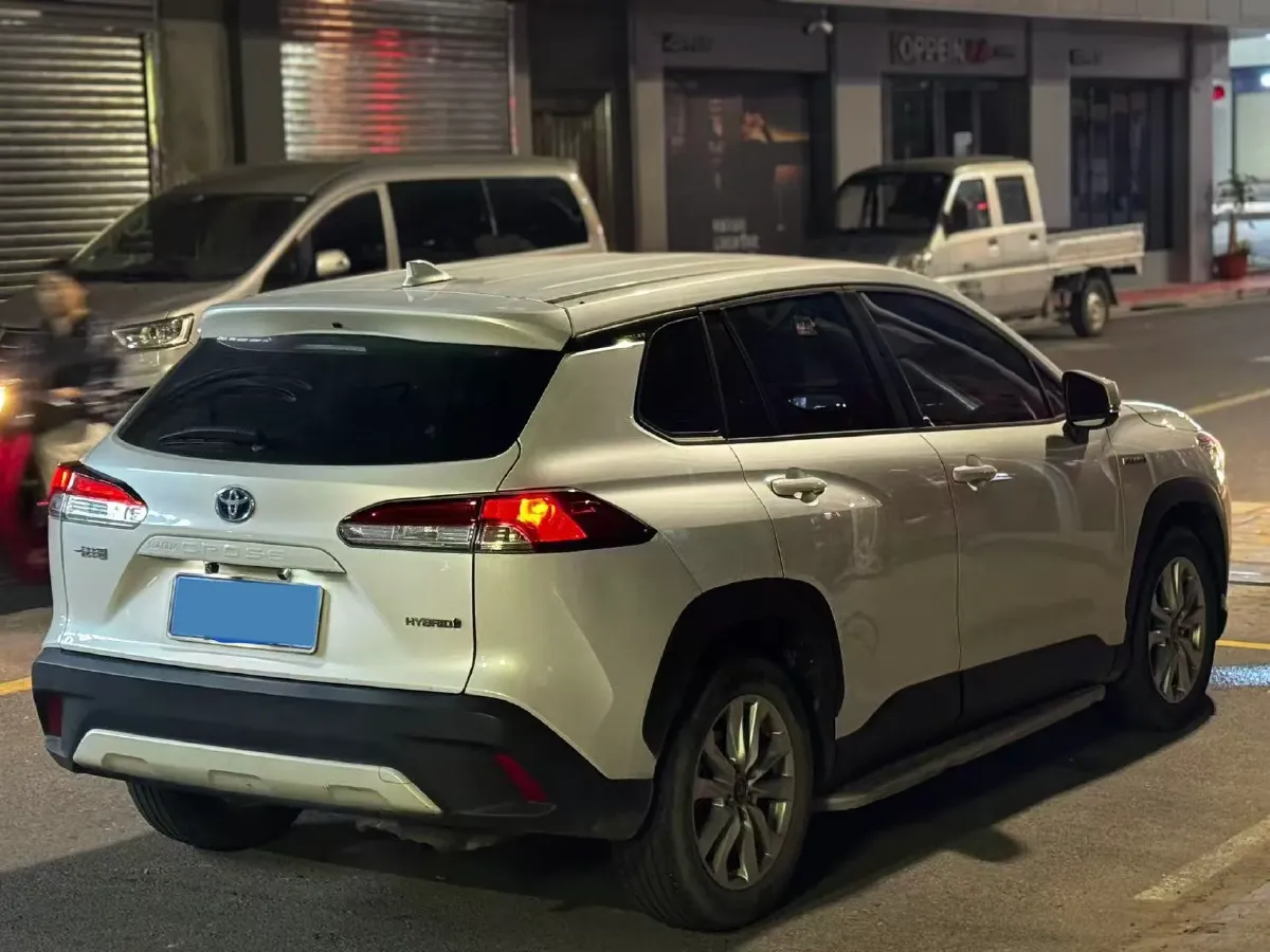 2024 Toyota Corolla Cross 2.0L 152HP L4 E-CVT Hybrid,autocango,china used car exporter,china ev exporter,chinese used car exporter,chinese used ev exporter